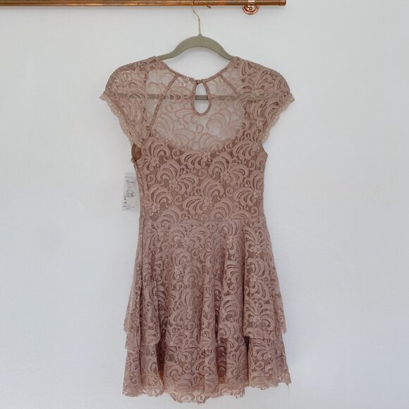 Free People Rock Candy Lace Dress in Taupe NWT Size 0 - Picture 4 of 5